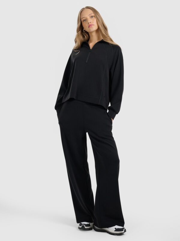 4F Bluza dresowa nierozpinana z modalem damska - czarna