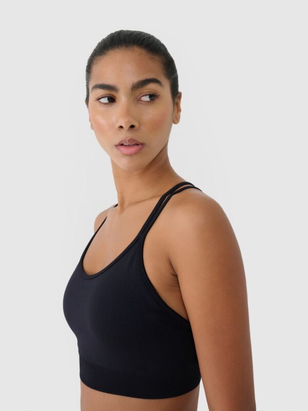 4F Biustonosz treningowy z niskim wsparciem - czarny