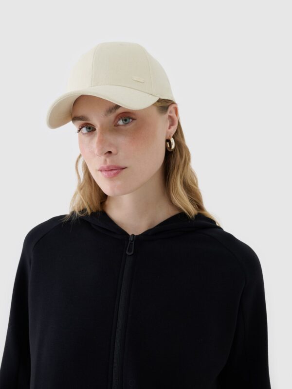 e6502bb48a08fd3c0ce8e6f96b19a9c043bf7af0 4F Bluza dresowa rozpinana z modalem damska - czarna