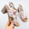 Sandały damskie na obcasie ażurowe w kwiaty Jezzi 24125