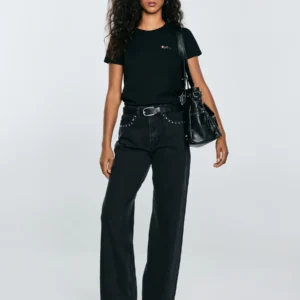 f98f36b7799cc52c037d9366f88962e49f3428d9 Jeansy damskie z szeroką nogawką z ozdobnymi dżetami czarne Atrea 929