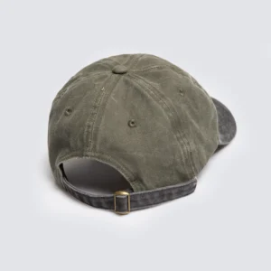 Czapka z daszkiem z haftem khaki Noel 303