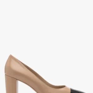 Beżowe czółenka z czarnym noskiem na słupkowym obcasie