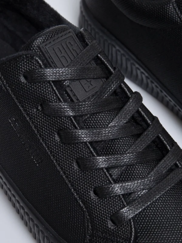 Trampki damskie ze skóry ekologicznej czarne OO274A462 906