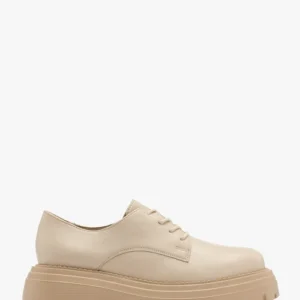 Kremowe półbuty na lekkiej podeszwie