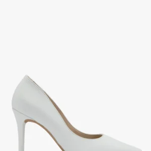 Białe czółenka na wysokim obcasie