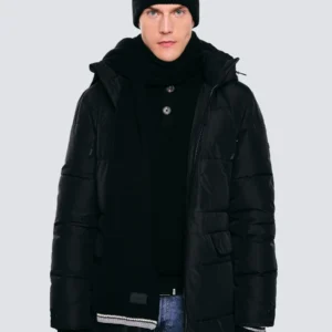 Szalik męski z kolorowym akcentem czarny Wandegors 907