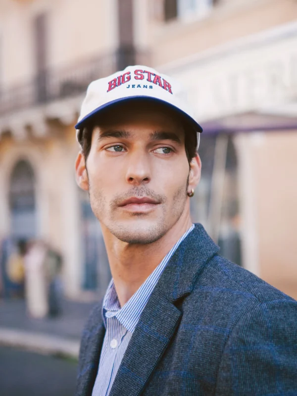 Czapka z daszkiem z logo BIG STAR beżowo-granatowa Rubona 000