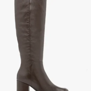 Ciemnobrązowe kozaki ze skóry licowej