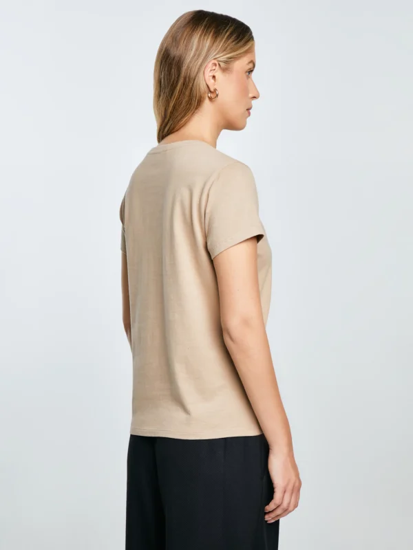 25c30f25ef48f549275eea25b943ab5883340efd Koszulka damska bawełniana z logo BIG STAR beżowa Ramila 805