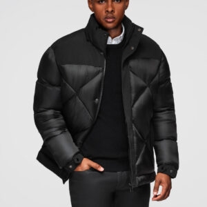 Kurtka męska z kapturem z geometrycznym pikowaniem karo – czarna V1