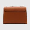 GUESS Brązowa kopertówka damska Calista