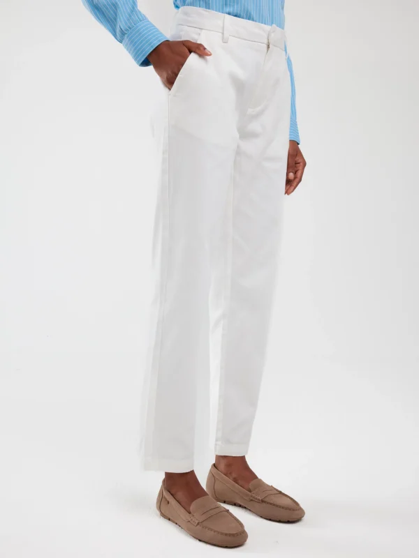 Spodnie damskie chinosy białe Danasi 101