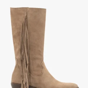 Piaskowe kozaki boho z frędzlami