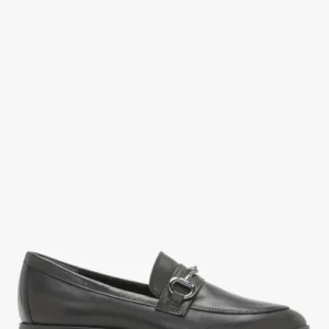 Czarne mokasyny z ozdobą na cholewce