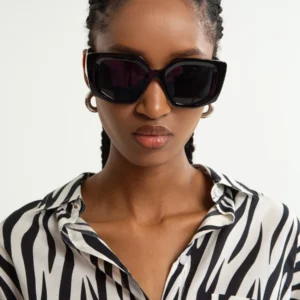 Okulary przeciwsłoneczne damskie czarne Aroni 906