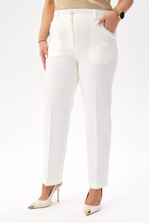 Eleganckie spodnie Eleonora w kolorze ecru PLUS