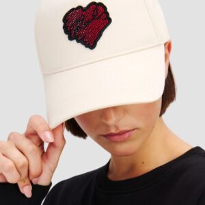 KARL LAGERFELD Beżowa damska czapka z daszkiem z serce