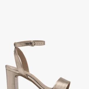 Platynowe sandały na słupku