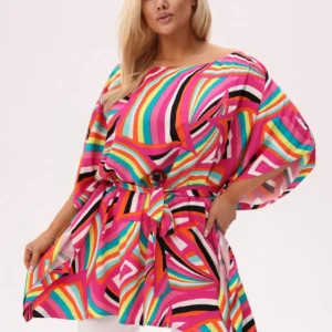 Wiskozowa tunika Soraya w energetycznym, geometrycznym wzorze PLUS SIZE XXL OVERSIZE