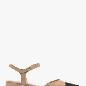 Beżowo-czarne czółenka z otwartą piętą