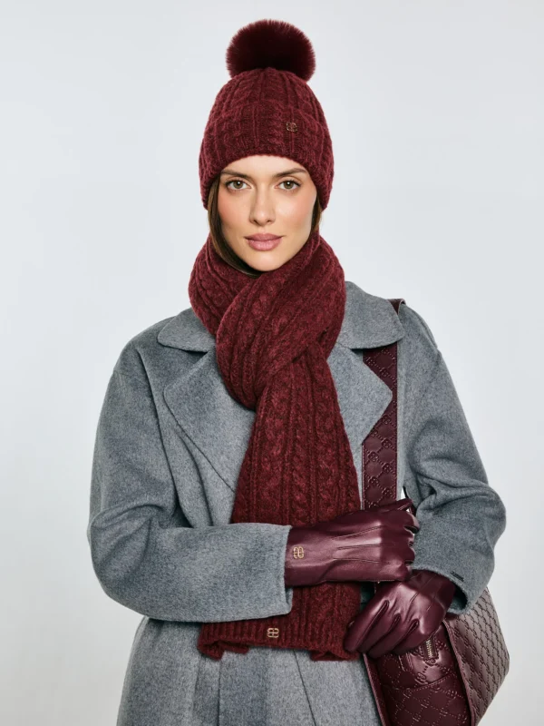 Szalik damski z dekoracyjnym splotem bordowy Caroles 604