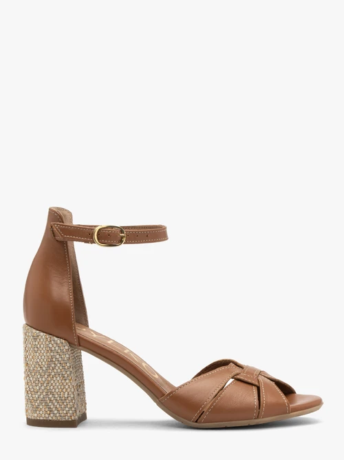 5f0b769f6347fba70201aa66544b335ea617bb20 Jasnobrązowe sandały damskie na ozdobnym obcasie