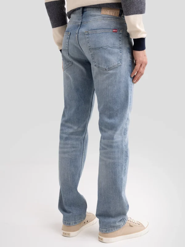 Jeansy męskie z prostą nogawką jasnoniebieskie Colt 123
