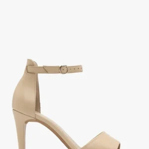 Beżowe sandały na szpilce