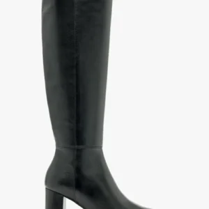 Czarne kozaki na obcasie