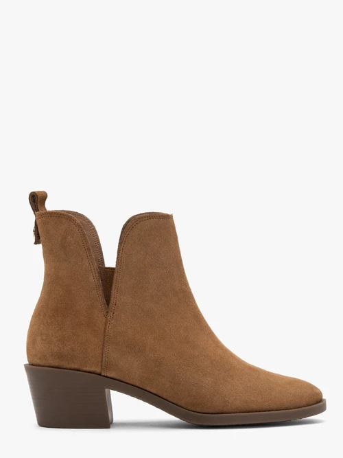 Welurowe botki z wyciętą cholewką