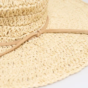 Kapelusz damski pleciony beżowy Rastiona 800