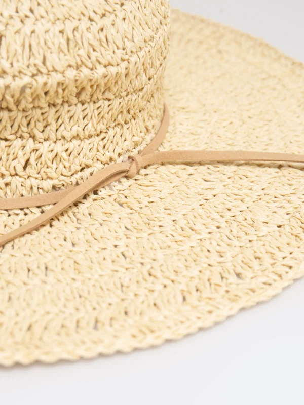 Kapelusz damski pleciony beżowy Rastiona 800
