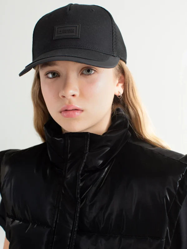 Kamizelka dziewczęca pikowana czarna Nenvia 906