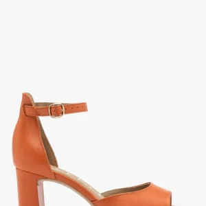 Pomarańczowe sandały na obcasie