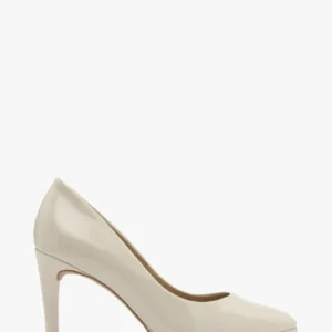 Kremowe czółenka na szpilce