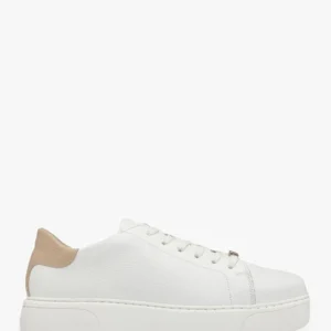 Białe półbuty w sportowym stylu na grubej podeszwie