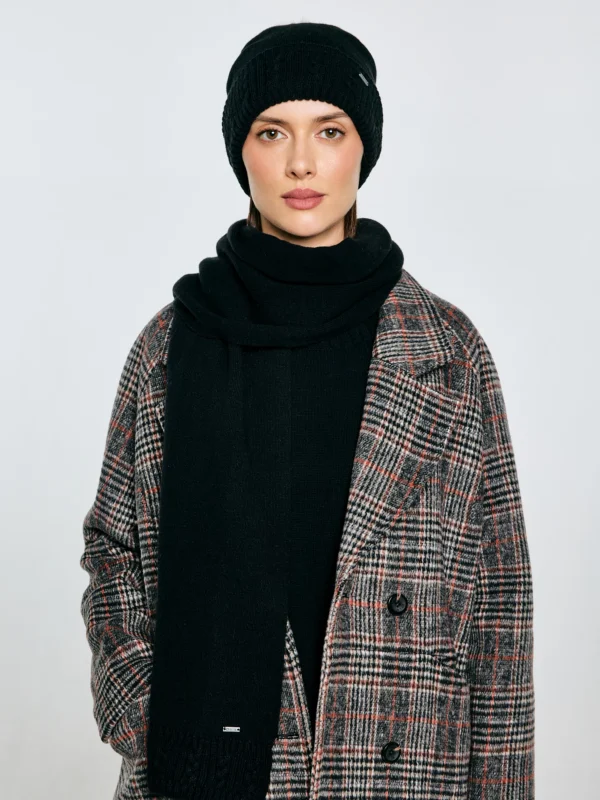 Szalik damski czarny Stanilos 906