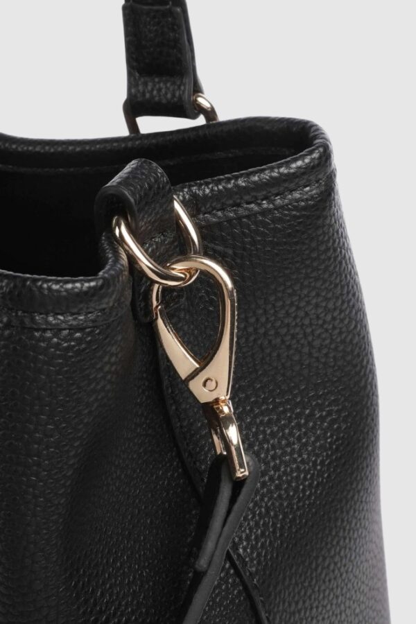 VALENTINO Czarna torebka Brixton