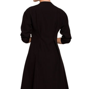 Elegancka sukienka rozkloszowana z dekoltem V i długim rękawem czarna