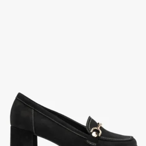 Czarne mokasyny na obcasie z łańcuszkie