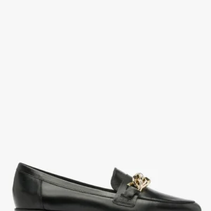 Czarne mokasyny ze złotym łańcuche