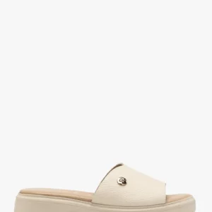 9fd211e2af8bfc19cf105d1d8b37dc7510960469 Kremowe klapki damskie z platformą