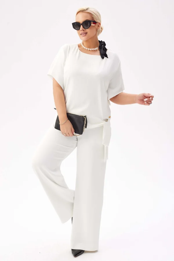 Elegancki komplet Rosa w kolorze ecru - bluzka i spodnie na wesele PLUS