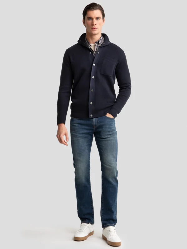 a45ae9dadf36b6b73db54bfc3ec147c920b48e2f Jeansy męskie dopasowane z przetarciami granatowe Terry 541