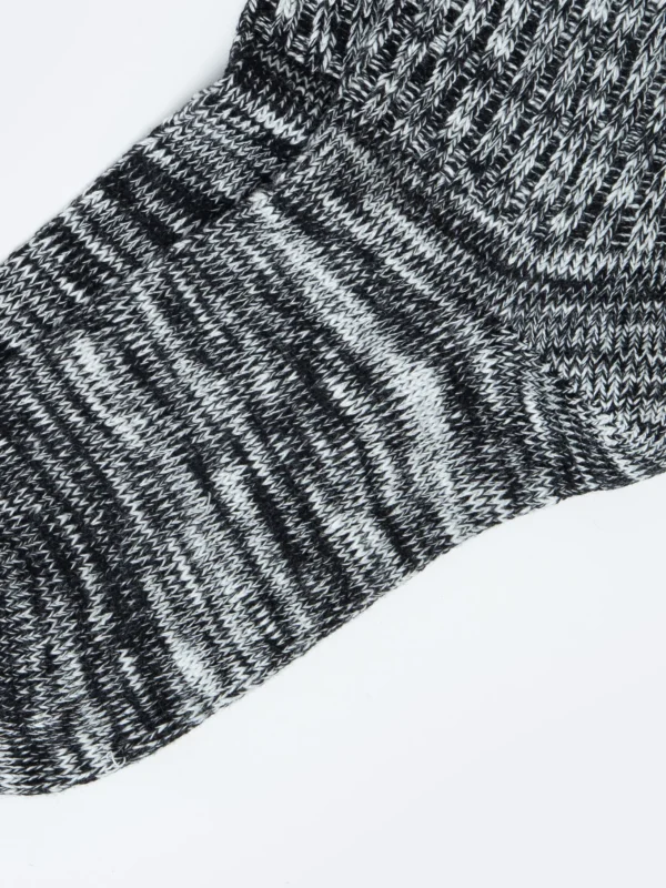 a55e3db12d751b65d4bfb179fddc65cae757945e Skarpety damskie bawełniane czarne Makeri 906