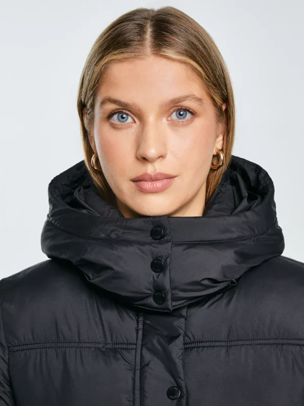 Kurtka damska pikowana z odpinanym kapturem czarna Kelviana 906