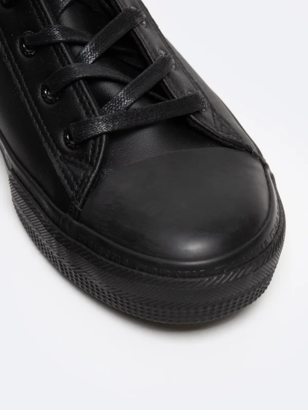 Trampki męskie ze skóry ekologicznej czarne JJ174005 906