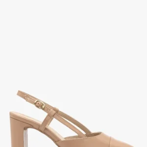 Beżowe czółenka typu slingback