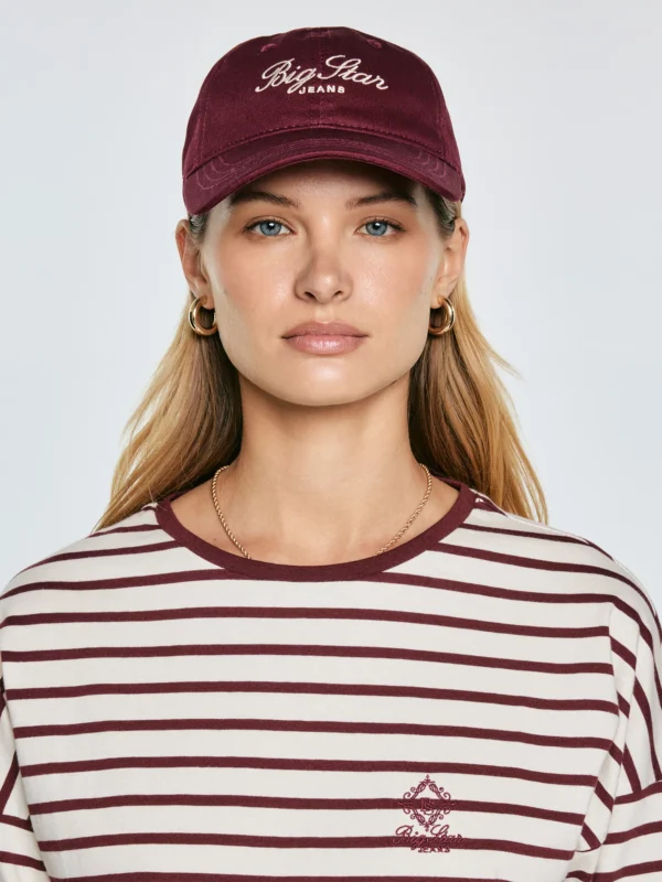 afd498ad0d28e8fafe174df5b2df13ed5ed05657 Czapka damska z daszkiem z haftem bordowa Bellia 604